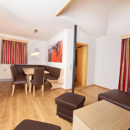 Apartment In Wald Im Pinzgau With Swimming Pool And Views المظهر الخارجي الصورة